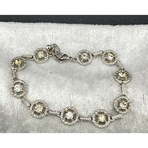 Vintage Avon Silver Tone Tennis Bracelet Rhinestone Signed‎ 8"
